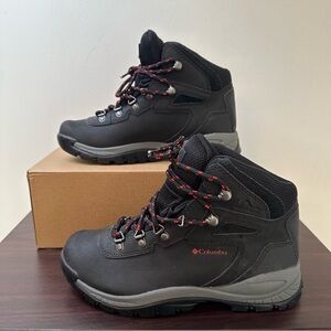 Columbia Newton Ridge Plus Leather Waterproof boots, Size 7, Omni Tech, New